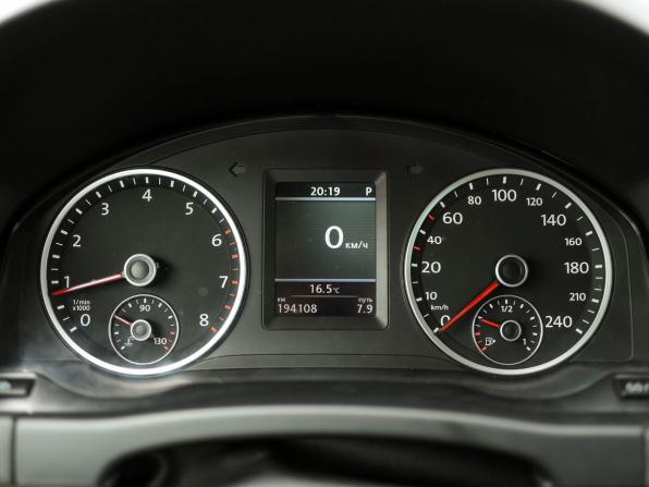 Volkswagen Tiguan I Рестайлинг с пробегом 2011 года, цена 1 349 000 рублей, 194108 км, внедорожник, Автокод Объявления