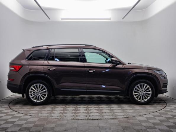 Skoda Kodiaq I с пробегом 2018 года, цена 2 595 000 рублей, 132400 км, внедорожник, Автокод Объявления