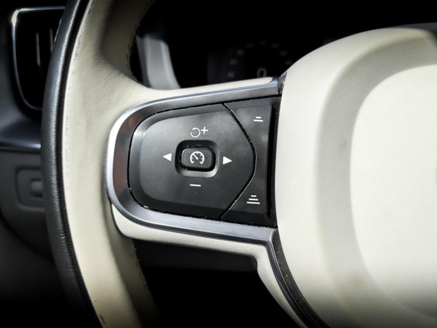 Volvo XC60 II Москва  - изображение 29