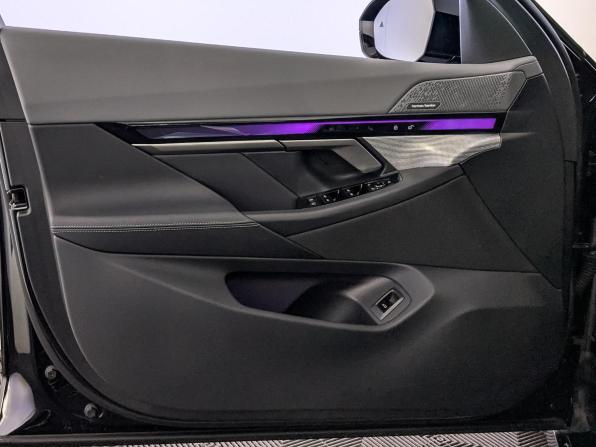 BMW 5 серии VIII (G60/G61/G68) с пробегом 2025 года, цена 8 255 000 рублей, 8686 км, седан, Автокод Объявления