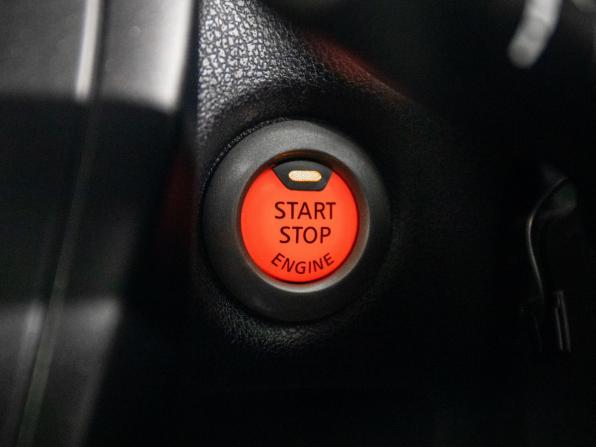 Nissan Note II Рестайлинг с пробегом 2017 года, цена 900 000 рублей, 118809 км, хэтчбек, Автокод Объявления