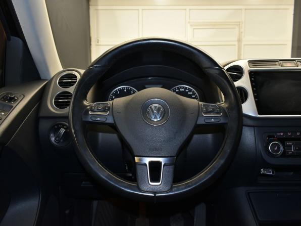 Volkswagen Tiguan I Рестайлинг с пробегом 2015 года, цена 1 350 000 рублей, 92000 км, внедорожник, Автокод Объявления