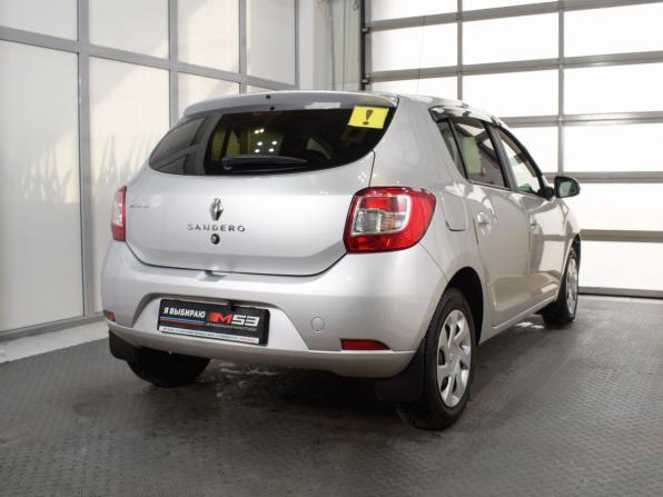 Renault Sandero II с пробегом 2017 года, цена 799 995 рублей, 118198 км, хэтчбек, Автокод Объявления