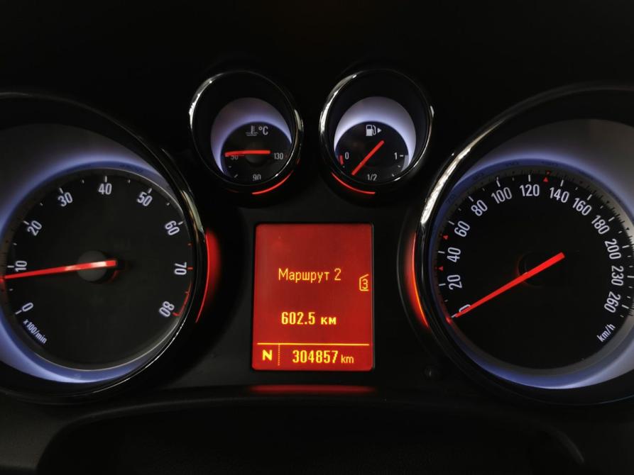 Opel Astra J Москва  - изображение 16