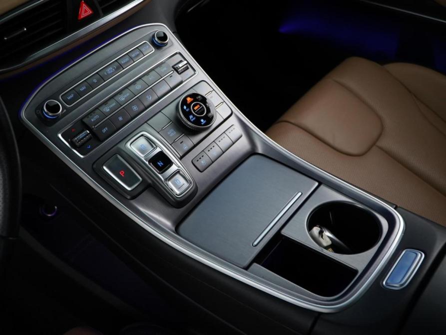 Hyundai Santa Fe IV Рестайлинг Москва  - изображение 16