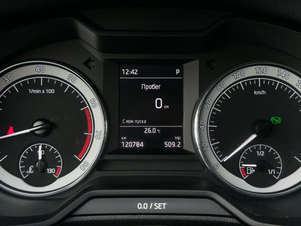 Skoda Octavia III (A7) Рестайлинг с пробегом 2018 года, цена 2 060 000 рублей, 120784 км, лифтбек, Автокод Объявления