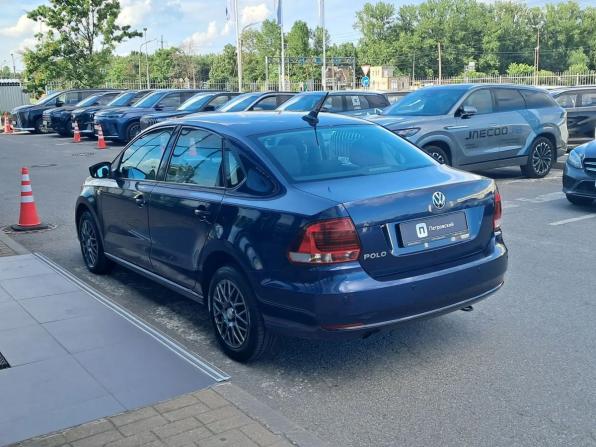 Volkswagen Polo V Рестайлинг с пробегом 2017 года, цена 1 040 000 рублей, 153324 км, седан, Автокод Объявления