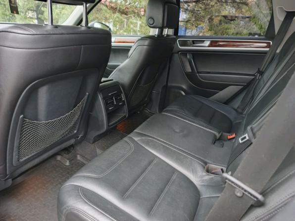 Volkswagen Touareg II с пробегом 2012 года, цена 1 700 000 рублей, 330375 км, внедорожник, Автокод Объявления