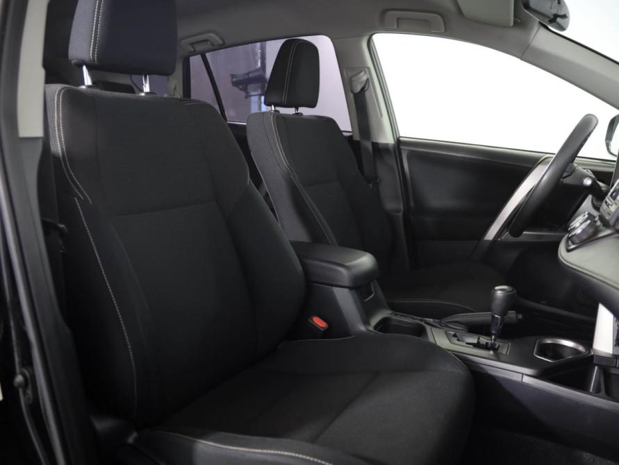 Toyota RAV4 IV (XA40) Рестайлинг Санкт-Петербург  - изображение 12