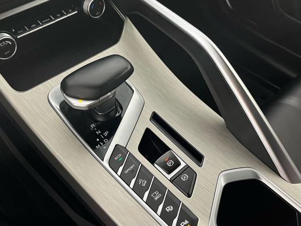 Geely Coolray I с пробегом 2023 года, цена 2 000 000 рублей, 31821 км, внедорожник, Автокод Объявления