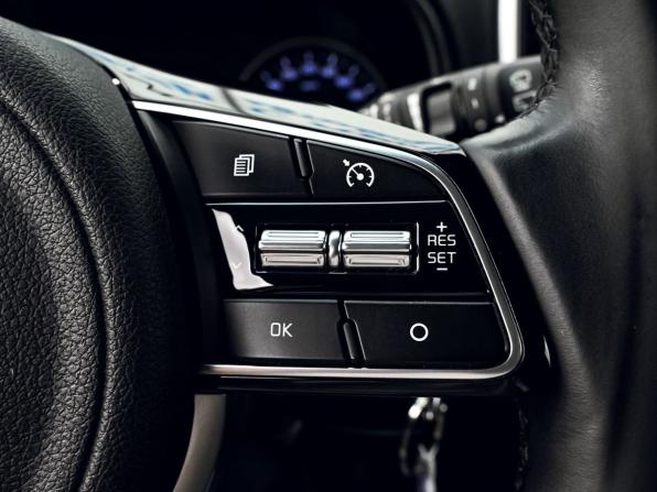 Kia Sportage IV Рестайлинг с пробегом 2019 года, цена 2 199 000 рублей, 57517 км, внедорожник, Автокод Объявления