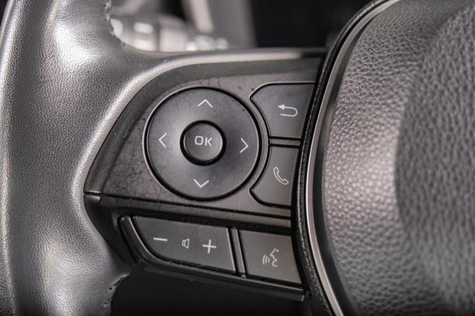 Toyota Corolla Cross I с пробегом 2022 года, цена 2 739 000 рублей, 69000 км, внедорожник, Автокод Объявления