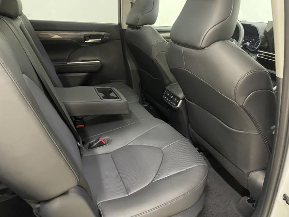 Toyota Highlander IV (XU70) с пробегом 2025 года, цена 5 400 000 рублей, 19 км, внедорожник, Автокод Объявления