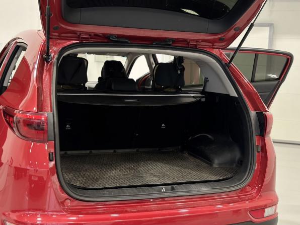 Kia Sportage IV с пробегом 2018 года, цена 2 145 000 рублей, 125000 км, внедорожник, Автокод Объявления
