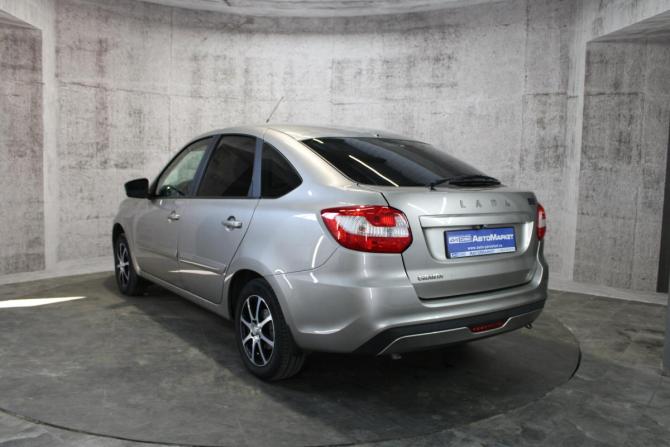 Lada (ВАЗ) Granta I Рестайлинг с пробегом 2019 года, цена 824 000 рублей, 41574 км, хэтчбек, Автокод Объявления