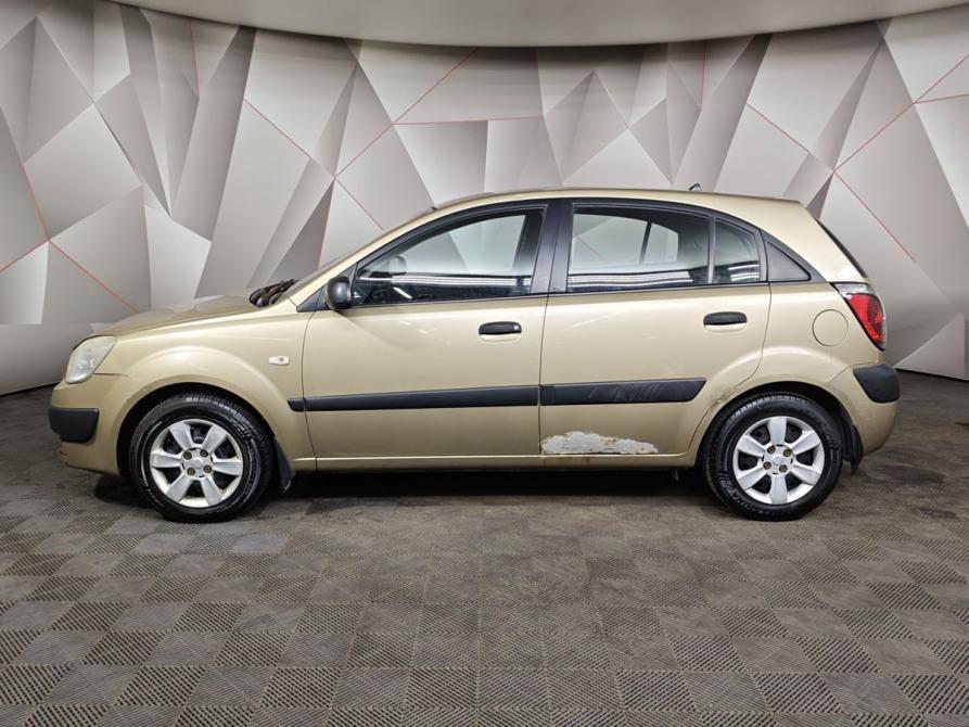 Kia Rio II Москва  - изображение 5