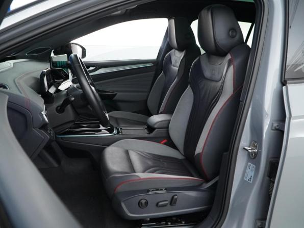 Volkswagen ID.4 с пробегом 2021 года, цена 3 299 547 рублей, 51068 км, внедорожник, Автокод Объявления