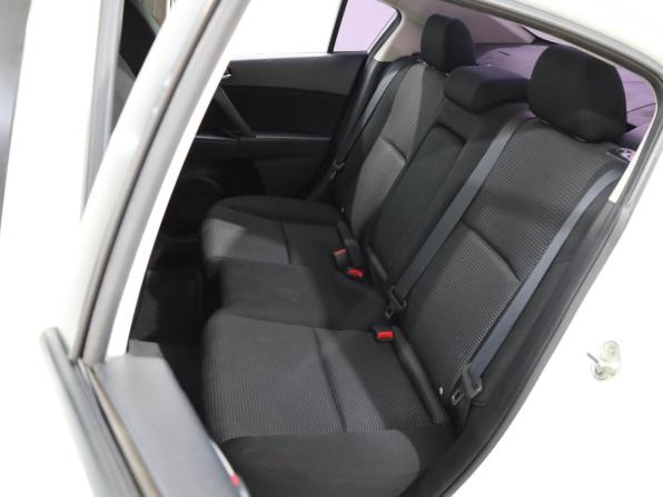 Mazda 3 II (BL) Рестайлинг с пробегом 2012 года, цена 1 229 000 рублей, 128356 км, седан, Автокод Объявления