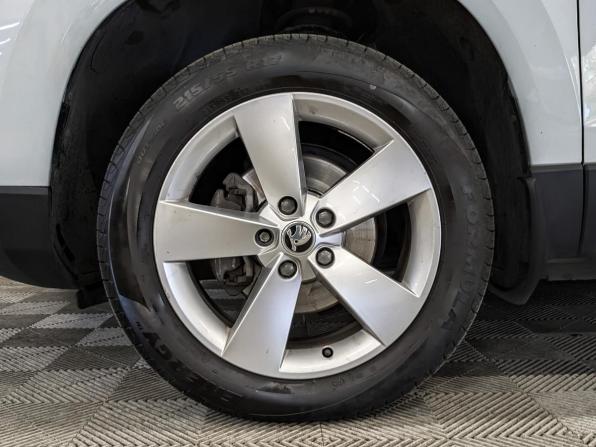 Skoda Karoq I с пробегом 2020 года, цена 2 400 000 рублей, 99229 км, внедорожник, Автокод Объявления