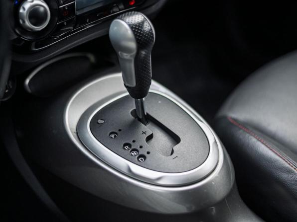 Nissan Juke I с пробегом 2013 года, цена 866 000 рублей, 214150 км, внедорожник, Автокод Объявления
