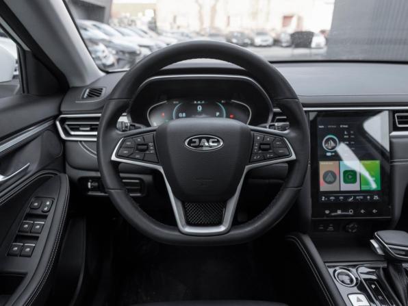 JAC J7 I с пробегом 2023 года, цена 1 455 000 рублей, 8310 км, хэтчбек, Автокод Объявления