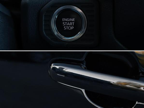 Toyota Land Cruiser Prado 250 Series с пробегом 2024 года, цена 10 000 000 рублей, 13900 км, внедорожник, Автокод Объявления