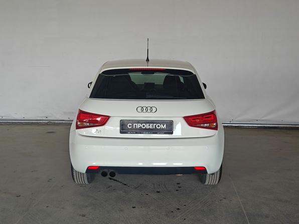 Audi A1 I (8X) с пробегом 2013 года, цена 795 000 рублей, 169713 км, хэтчбек, Автокод Объявления