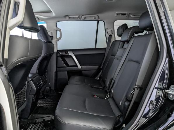 Toyota Land Cruiser Prado 150 Series Рестайлинг 3 с пробегом 2022 года, цена 7 950 000 рублей, 46151 км, внедорожник, Автокод Объявления