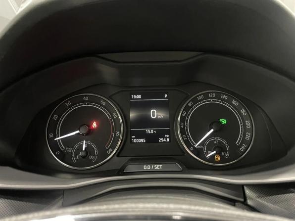 Skoda Rapid II с пробегом 2021 года, цена 1 549 000 рублей, 99500 км, лифтбек, Автокод Объявления