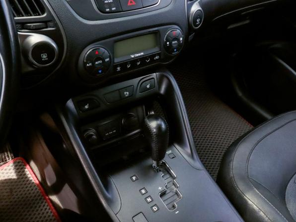 Hyundai ix35 I Рестайлинг с пробегом 2014 года, цена 1 615 000 рублей, 113682 км, внедорожник, Автокод Объявления