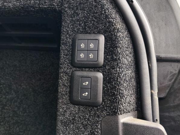 Land Rover Range Rover IV Рестайлинг с пробегом 2019 года, цена 7 490 000 рублей, 93215 км, внедорожник, Автокод Объявления