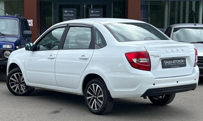 Lada (ВАЗ) Granta I Рестайлинг с пробегом 2024 года, цена 920 000 рублей, 7665 км, седан, Автокод Объявления
