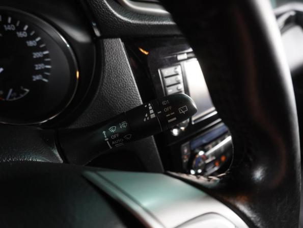 Nissan Qashqai II с пробегом 2015 года, цена 1 699 000 рублей, 172842 км, внедорожник, Автокод Объявления