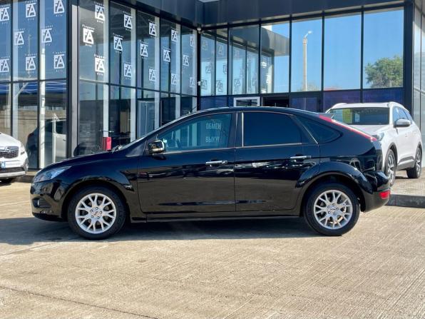 Ford Focus II Рестайлинг с пробегом 2009 года, цена 756 000 рублей, 268092 км, хэтчбек, Автокод Объявления