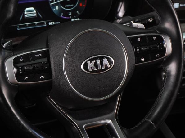 Kia K5 III с пробегом 2020 года, цена 2 544 000 рублей, 98252 км, седан, Автокод Объявления