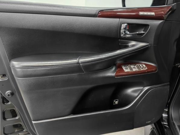 Lexus LX III Рестайлинг с пробегом 2013 года, цена 4 870 000 рублей, 201532 км, внедорожник, Автокод Объявления