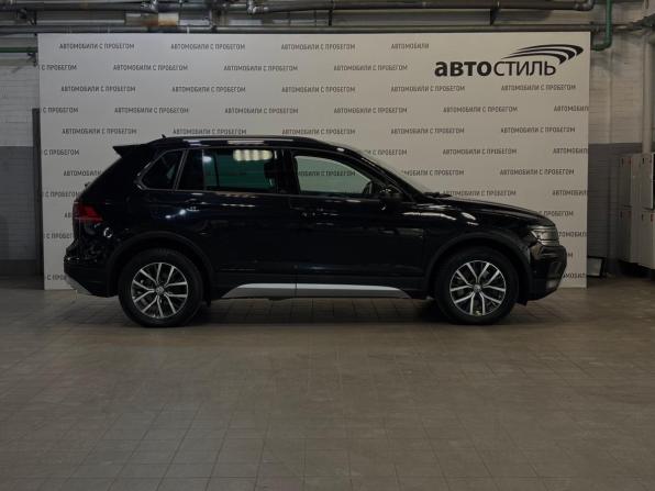 Volkswagen Tiguan II с пробегом 2019 года, цена 2 399 000 рублей, 150000 км, внедорожник, Автокод Объявления