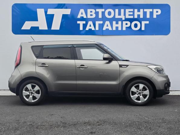 Kia Soul II Рестайлинг с пробегом 2017 года, цена 1 599 000 рублей, 108000 км, хэтчбек, Автокод Объявления