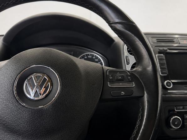 Volkswagen Tiguan I Рестайлинг с пробегом 2012 года, цена 1 299 000 рублей, 260167 км, внедорожник, Автокод Объявления