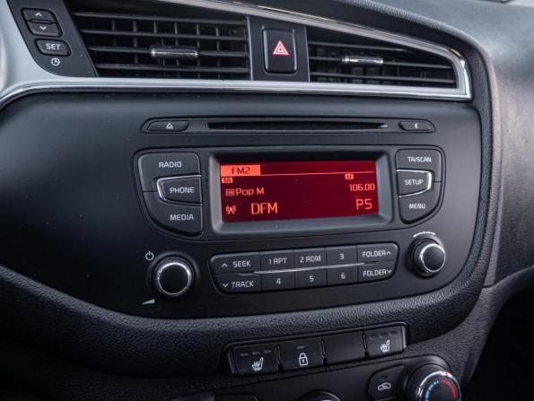 Kia Ceed II Рестайлинг с пробегом 2016 года, цена 1 190 000 рублей, 144417 км, хэтчбек, Автокод Объявления