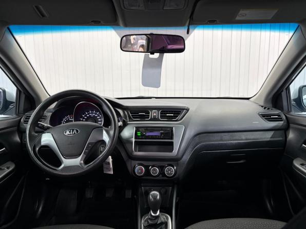 Kia Rio III Рестайлинг с пробегом 2015 года, цена 897 000 рублей, 111664 км, седан, Автокод Объявления