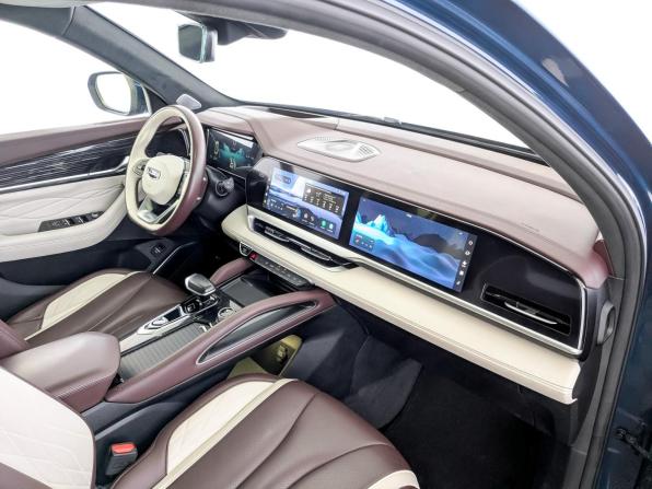 Geely Xingyue L I с пробегом 2023 года, цена 2 720 000 рублей, 97288 км, внедорожник, Автокод Объявления