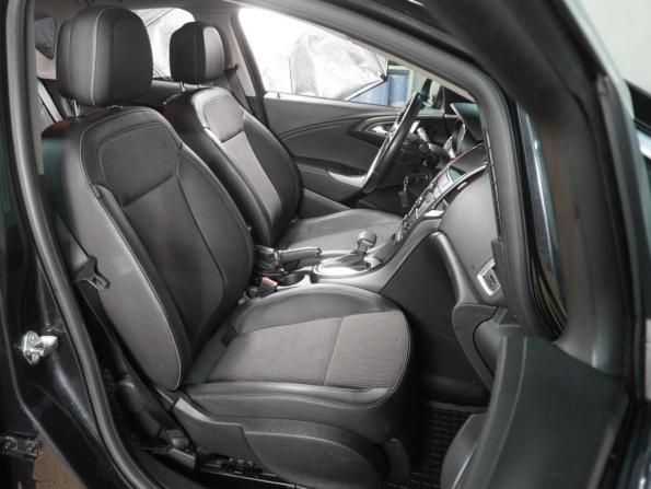 Opel Astra J Рестайлинг с пробегом 2013 года, цена 999 000 рублей, 154191 км, хэтчбек, Автокод Объявления