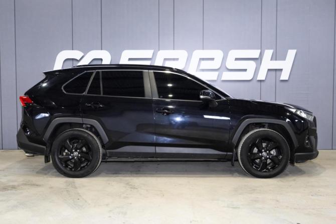 Toyota RAV4 V (XA50) с пробегом 2021 года, цена 3 649 000 рублей, 79982 км, внедорожник, Автокод Объявления