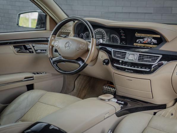 Mercedes-Benz S-Класс V (W221) Рестайлинг с пробегом 2012 года, цена 2 085 000 рублей, 221498 км, седан, Автокод Объявления