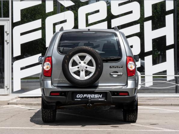 Chevrolet Niva I Рестайлинг с пробегом 2016 года, цена 899 000 рублей, 64110 км, внедорожник, Автокод Объявления