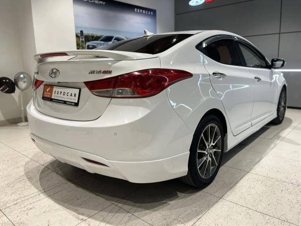 Hyundai Avante V с пробегом 2011 года, цена 1 050 000 рублей, 156702 км, седан, Автокод Объявления