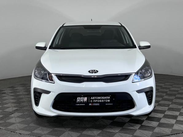 Kia Rio IV с пробегом 2018 года, цена 1 497 000 рублей, 54079 км, седан, Автокод Объявления