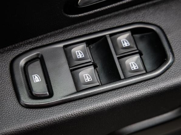 Renault Duster II с пробегом 2022 года, цена 1 688 000 рублей, 101635 км, внедорожник, Автокод Объявления