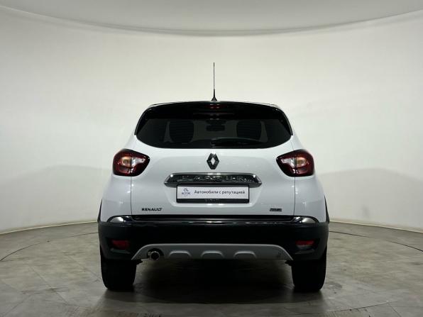 Renault Kaptur I с пробегом 2019 года, цена 1 650 000 рублей, 105026 км, внедорожник, Автокод Объявления